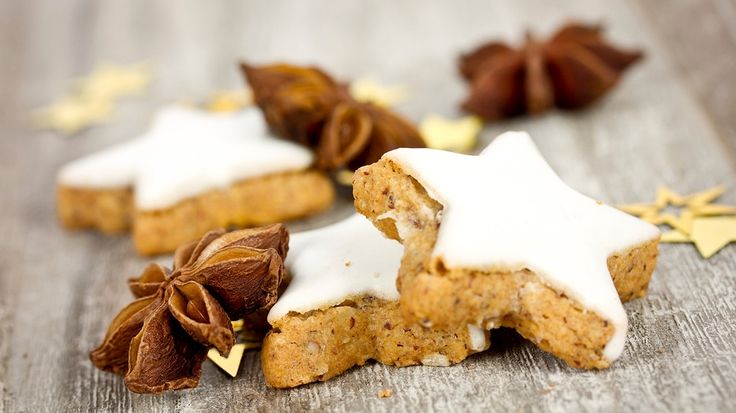 German Zimtsterne (Cinnamon Stars)